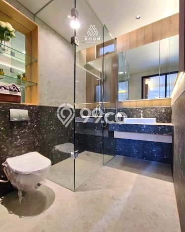 Rumah Elit LB 160m2 Siap Huni Desain Elegan di Puri Indah, Jakarta Barat Rumah Elit LB 160m2 Siap Huni Desain Elegan di Puri Indah, Jakarta Barat