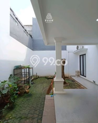 For Sale! Luxury House LT 250m2 Desain Modern di Sektor 2 - Bintaro For Sale! Luxury House LT 250m2 Desain Modern di Sektor 2 - Bintaro