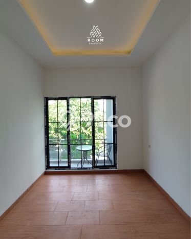 Dijual Hunian Rumah Terawat 3 KT di Meruya, Jakarta Barat Dijual Hunian Rumah Terawat 3 KT di Meruya, Jakarta Barat