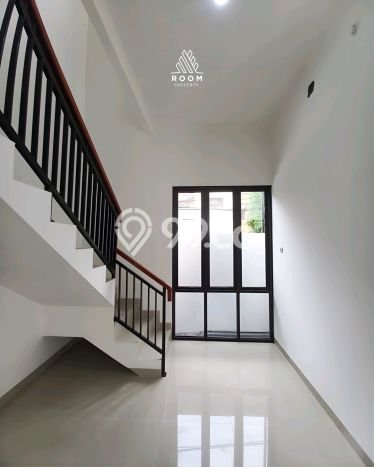 Rumah Modern Cantik 3 Kamar Siap Huni di Pesanggrahan Rumah Modern Cantik 3 Kamar Siap Huni di Pesanggrahan