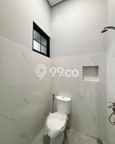 Rumah Strategis Modern Lb 100m2 di Ciledug, Tangerang Rumah Strategis Modern Lb 100m2 di Ciledug, Tangerang