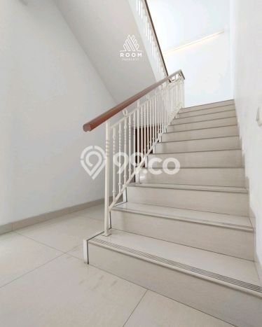 Rumah Modern Dikontrakkan di Menteng Jakarta Pusat Area Sangat Strategis Rumah Modern Dikontrakkan di Menteng Jakarta Pusat Area Sangat Strategis