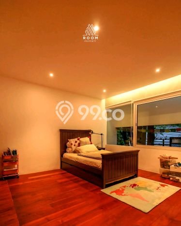 Rumah Elit LB 314m2 Siap Huni Desain Elegan di Jati Padang, Jakarta Selatan Rumah Elit LB 314m2 Siap Huni Desain Elegan di Jati Padang, Jakarta Selatan