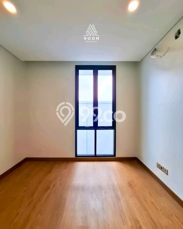 Rumah Mewah Dijual LT 199m2 di Cinere, Depok Rumah Mewah Dijual LT 199m2 di Cinere, Depok