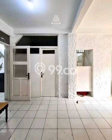 Hunian Mewah LB 300m2 Siap Pakai Desain Elegan di Lebak Bulus, Jakarta Selatan Hunian Mewah LB 300m2 Siap Pakai Desain Elegan di Lebak Bulus, Jakarta Selatan
