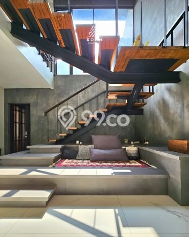 For Sale! Luxury House LT 284m2 Desain Elegan di Sektor 9-Bintaro For Sale! Luxury House LT 284m2 Desain Elegan di Sektor 9-Bintaro