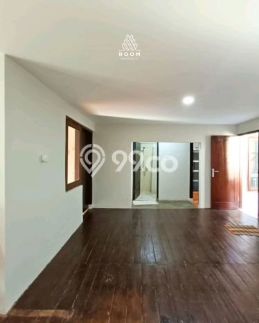 Hunian Mewah LB 180m2 Siap Pakai Desain Elegan di Sektor 9-Bintaro, Tangerang Selatan Hunian Mewah LB 180m2 Siap Pakai Desain Elegan di Sektor 9-Bintaro, Tangerang Selatan