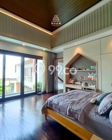 Dijual Rumah Mewah Megah Dengan View Cantik di Kebagusan, Jakarta Selatan Dijual Rumah Mewah Megah Dengan View Cantik di Kebagusan, Jakarta Selatan