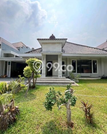Rumah 6 Kamar Siap Huni Disewakan di Menteng Harga Kompetitif Rumah 6 Kamar Siap Huni Disewakan di Menteng Harga Kompetitif