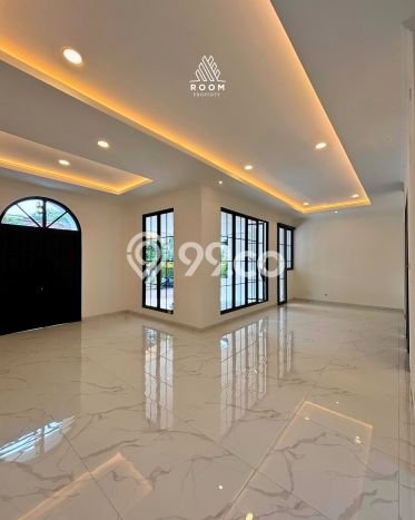 Rumah Mewah LB 220m2 Siap Huni Desain Elegan di Bintaro, Tangerang Selatan Rumah Mewah LB 220m2 Siap Huni Desain Elegan di Bintaro, Tangerang Selatan