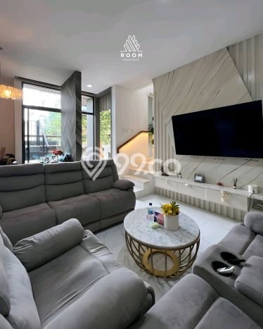Rumah Mewah Dijual LT 112m2 di BSD, Tangerang Selatan Rumah Mewah Dijual LT 112m2 di BSD, Tangerang Selatan