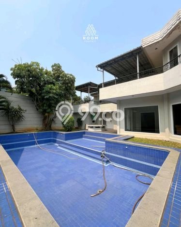 Rumah 6 Kamar Siap Huni Disewakan di Menteng Harga Kompetitif Rumah 6 Kamar Siap Huni Disewakan di Menteng Harga Kompetitif