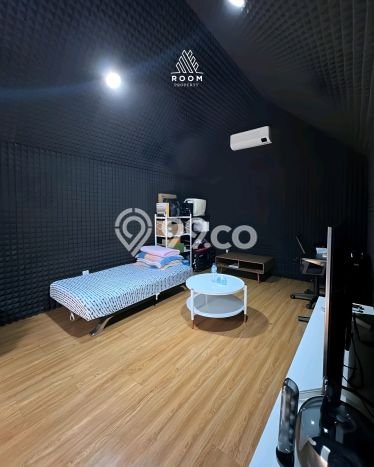 Rumah Mewah Dijual LT 112m2 di BSD, Tangerang Selatan Rumah Mewah Dijual LT 112m2 di BSD, Tangerang Selatan