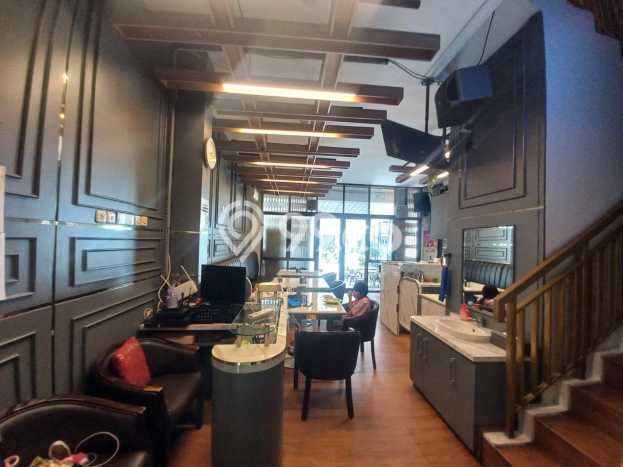 LOKASI PREMIUM! Ruko di Cakung, Luas 306m2m², Mainroad, Kawasan Komersial LOKASI PREMIUM! Ruko di Cakung, Luas 306m2m², Mainroad, Kawasan Komersial