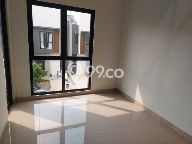 For Sale Hunian Rumah Nyaman 4 Kamar di Harapan Indah, Bekasi For Sale Hunian Rumah Nyaman 4 Kamar di Harapan Indah, Bekasi