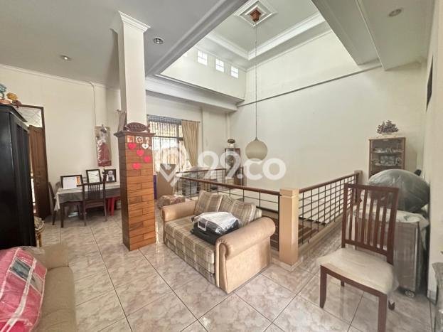 Jual Rumah Mewah Megah Dengan View Cantik di Setra Duta, Bandung Jual Rumah Mewah Megah Dengan View Cantik di Setra Duta, Bandung