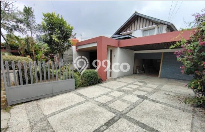 Rumah Luxury Modern Tanpa Renovasi di Setra Sari Bandung Rumah Luxury Modern Tanpa Renovasi di Setra Sari Bandung
