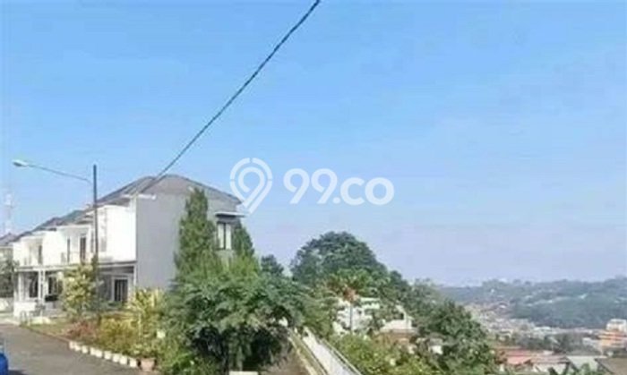 Rumah Strategis Minimalis Lb 150m2 di Arcamanik, Bandung Rumah Strategis Minimalis Lb 150m2 di Arcamanik, Bandung