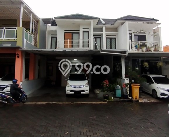 Hunian Cantik Modern Lb 150m2 di Arcamanik, Bandung Hunian Cantik Modern Lb 150m2 di Arcamanik, Bandung
