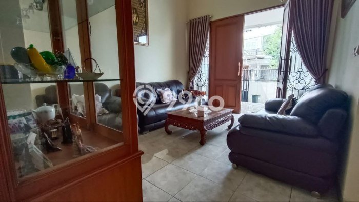 Rumah Luxury Modern Tanpa Renovasi di Jatiwaringin Bekasi Rumah Luxury Modern Tanpa Renovasi di Jatiwaringin Bekasi