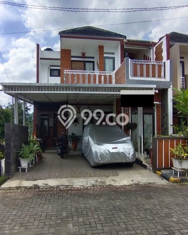 Jual Rumah Bagus Siap Huni LB 200m2 di Arcamanik, Bandung Jual Rumah Bagus Siap Huni LB 200m2 di Arcamanik, Bandung