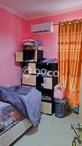 Rumah Luas Asri 4 KT Siap Pakai di Cibubur Jakarta Timur Rumah Luas Asri 4 KT Siap Pakai di Cibubur Jakarta Timur