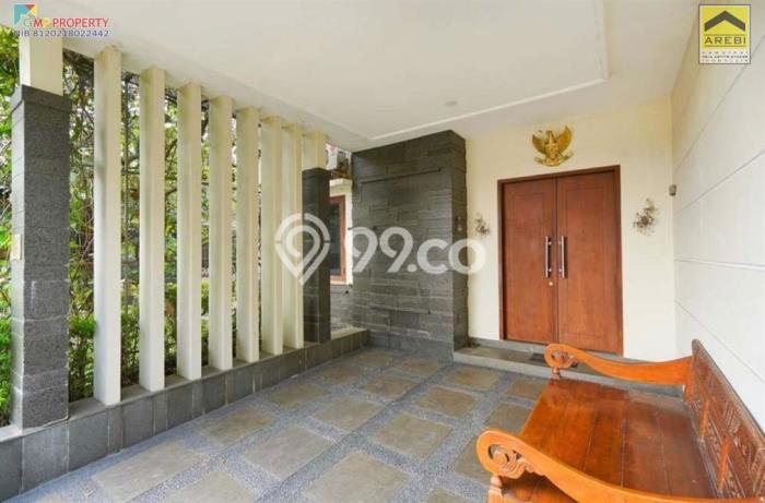 Rumah Modern 3 KT di Cikeas Bogor Semi Furnished Rumah Modern 3 KT di Cikeas Bogor Semi Furnished