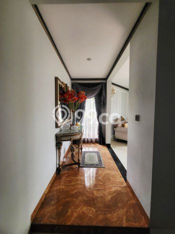 Rumah Mewah LB 700m2 Siap Pakai Desain Elegan di Cikunir, Bekasi Rumah Mewah LB 700m2 Siap Pakai Desain Elegan di Cikunir, Bekasi