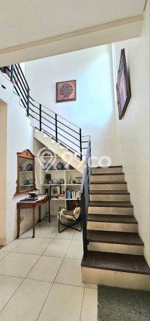 Sewa Rumah Strategis LT 141m2 / LB 169m2 di Jatiwaringin, Bekasi Sewa Rumah Strategis LT 141m2 / LB 169m2 di Jatiwaringin, Bekasi
