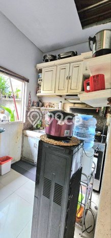 Sewa Rumah Strategis LT 141m2 / LB 169m2 di Jatiwaringin, Bekasi Sewa Rumah Strategis LT 141m2 / LB 169m2 di Jatiwaringin, Bekasi