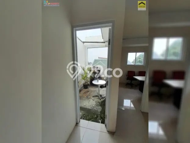 Unit Ruko Dijual di Bekasi LT 72m2 & LB 180m2 Unit Ruko Dijual di Bekasi LT 72m2 & LB 180m2
