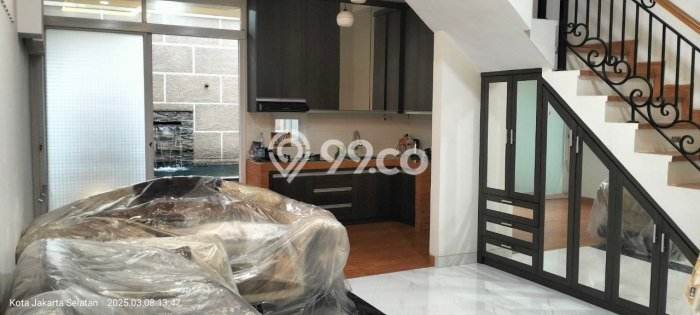 Rumah Mewah LB 230m2 Siap Pakai Desain Elegan di Kebagusan, Jakarta Selatan Rumah Mewah LB 230m2 Siap Pakai Desain Elegan di Kebagusan, Jakarta Selatan