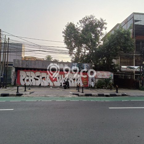 Tanah Dijual Lokasi Strategis di Jakarta Selatan dengan Luas 382m2 Tanah Dijual Lokasi Strategis di Jakarta Selatan dengan Luas 382m2