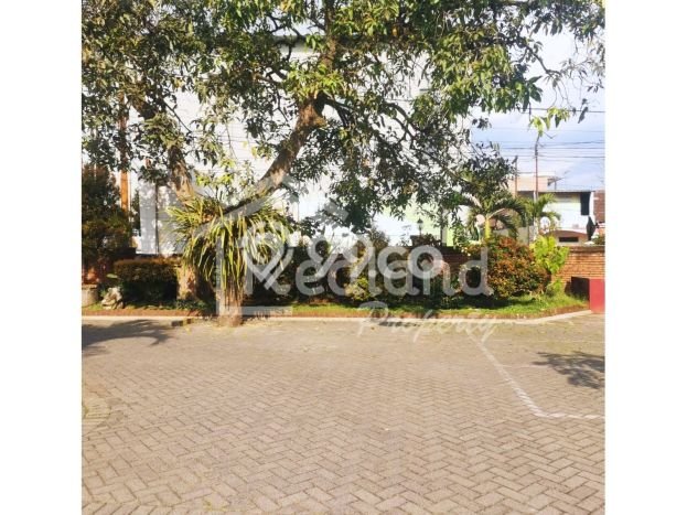 LOKASI PREMIUM! Hotel Kawasan Lawang, Luas 2550m2m², Mainroad, Kawasan Bisnis LOKASI PREMIUM! Hotel Kawasan Lawang, Luas 2550m2m², Mainroad, Kawasan Bisnis