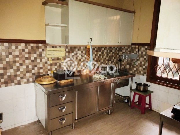 Hunian Elit LB 300m2 Siap Pakai Desain Elegan di Bukit Sari, Semarang Hunian Elit LB 300m2 Siap Pakai Desain Elegan di Bukit Sari, Semarang