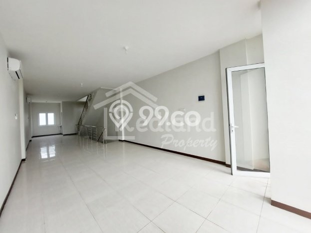LOKASI PREMIUM! Ruko Area Komersial di Tawangmas, Luas 192m2m², Siap Operasional LOKASI PREMIUM! Ruko Area Komersial di Tawangmas, Luas 192m2m², Siap Operasional