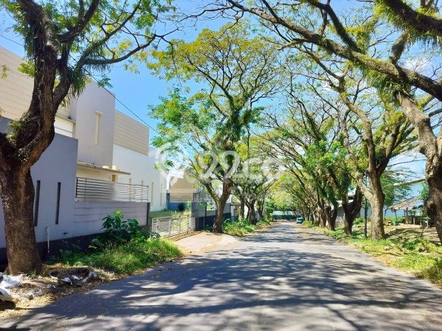 HARGA SPESIAL! Gudang Kawasan Semarang Barat, Luas 2271m2m², Jalan Strategis HARGA SPESIAL! Gudang Kawasan Semarang Barat, Luas 2271m2m², Jalan Strategis