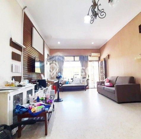 Rumah Strategis , Semarang, Luas 963m2m² LB 600m2m² Rumah Strategis , Semarang, Luas 963m2m² LB 600m2m²
