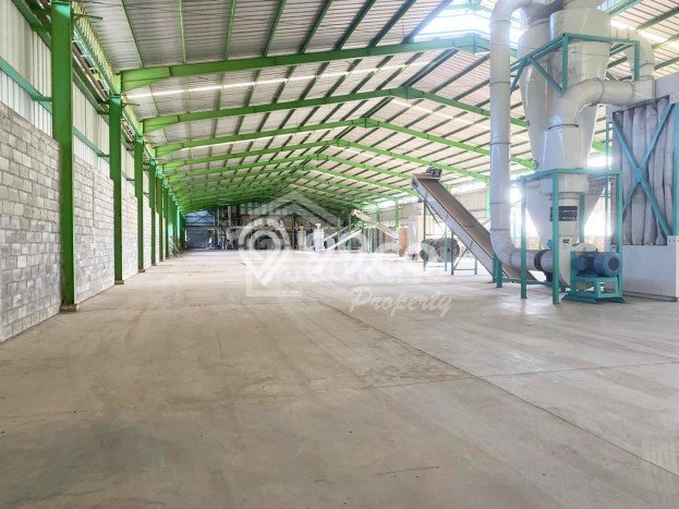 FOR SALE! Gudang di Bawen Semarang, LT 30503m2, LB 5000m2 FOR SALE! Gudang di Bawen Semarang, LT 30503m2, LB 5000m2