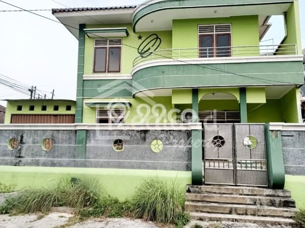 Lokasi terbaik! Rumah siap pakai disewakan di Semarang Tengah LB 125m2 Lokasi terbaik! Rumah siap pakai disewakan di Semarang Tengah LB 125m2