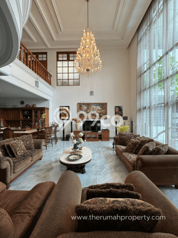 Rumah Elit LB 700m2 Siap Pakai Desain Elegan di Ragunan, Jakarta Selatan Rumah Elit LB 700m2 Siap Pakai Desain Elegan di Ragunan, Jakarta Selatan