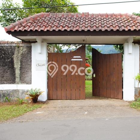 Vila Kawasan Cisarua, Area 1600m2m², Area Premium Vila Kawasan Cisarua, Area 1600m2m², Area Premium