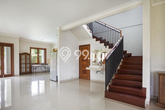 Vila Kawasan Cisarua, Area 1600m2m², Area Premium Vila Kawasan Cisarua, Area 1600m2m², Area Premium