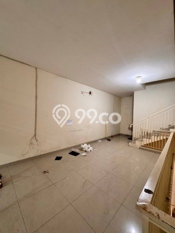 KAWASAN PREMIUM! Ruko di Rungkut, Luas 190m2m², Area Komersial KAWASAN PREMIUM! Ruko di Rungkut, Luas 190m2m², Area Komersial