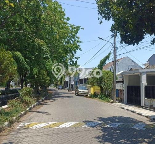 Rumah Minimalis 2 Kamar Siap Huni di , Dekat Sekolah, Surabaya Rumah Minimalis 2 Kamar Siap Huni di , Dekat Sekolah, Surabaya