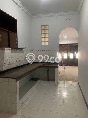 Dijual Hunian Mewah dengan Fasilitas Sekitar Lengkap di Mulyorejo, Surabaya Dijual Hunian Mewah dengan Fasilitas Sekitar Lengkap di Mulyorejo, Surabaya