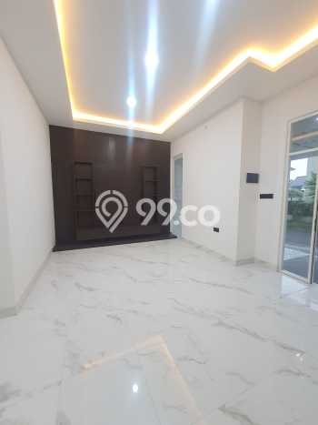 For Sale Rumah Elit Exclusive di Lakarsantri, Surabaya For Sale Rumah Elit Exclusive di Lakarsantri, Surabaya