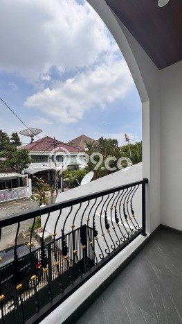 Dijual Hunian Mewah dengan Fasilitas Sekitar Komplit di Sukolilo, Surabaya Dijual Hunian Mewah dengan Fasilitas Sekitar Komplit di Sukolilo, Surabaya