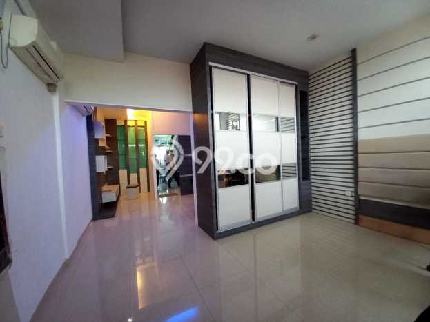 PELUANG EMAS! Ruko Kawasan Nagoya, Luas 65m², Potensi Sewa Tinggi PELUANG EMAS! Ruko Kawasan Nagoya, Luas 65m², Potensi Sewa Tinggi