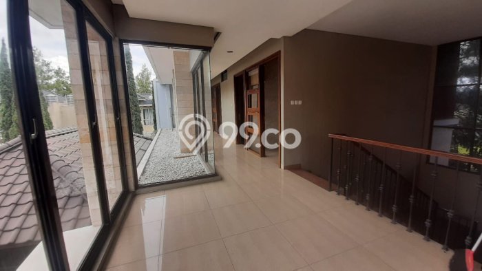 For Sale! Luxury House LT 550m2 Desain Elegan di Padalarang For Sale! Luxury House LT 550m2 Desain Elegan di Padalarang
